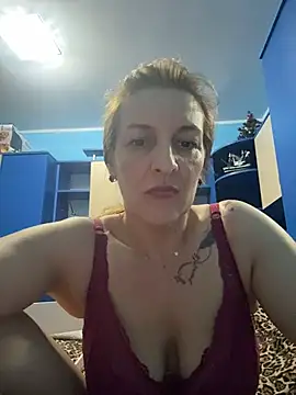 Hot-Milf4U webcam