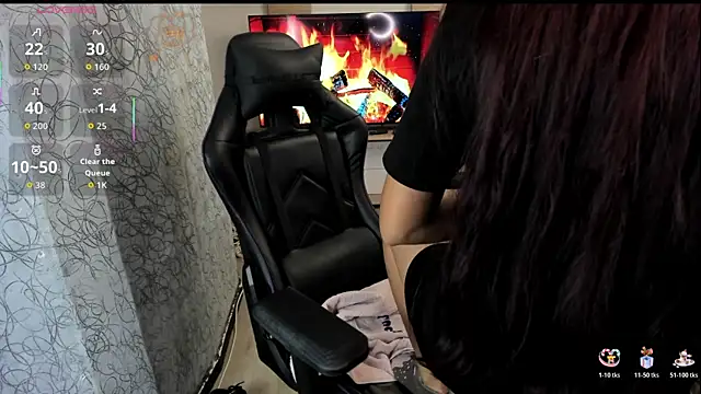 CarolineFyre webcam