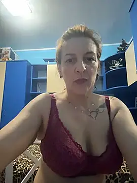 Hot-Milf4U webcam