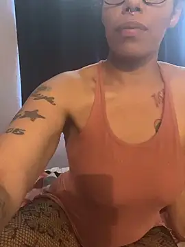 Desirae_Luciano webcam