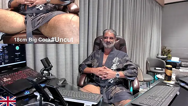 OnlineBossUK live cam