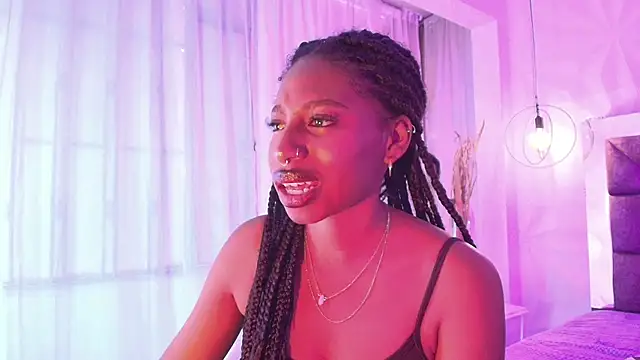 Queen_perla_ webcam