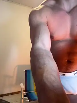 Romaninho live cam