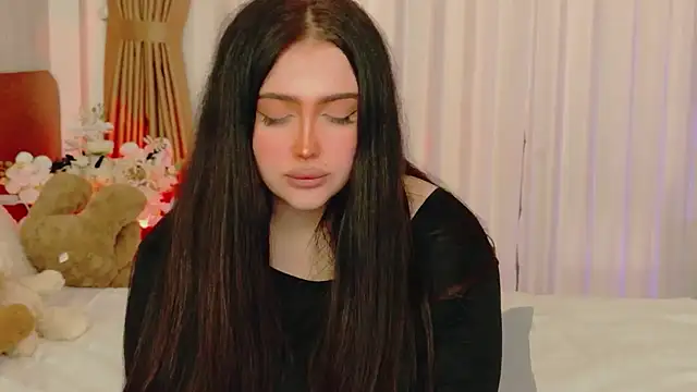 UR_MADDY_ONLINE webcam