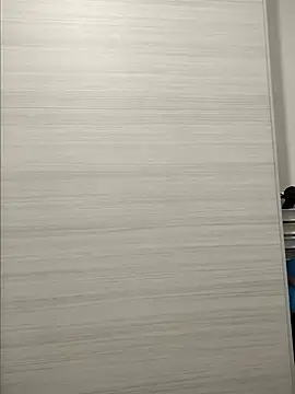 Hotboyo01 live cam