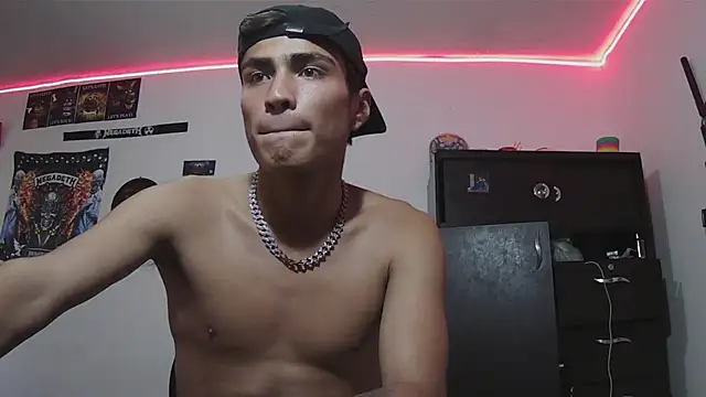 fenix_hardcock - Fenix_hardcock's free webcam - UK Sex Cams
