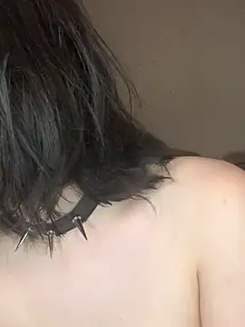 virusDoll webcam
