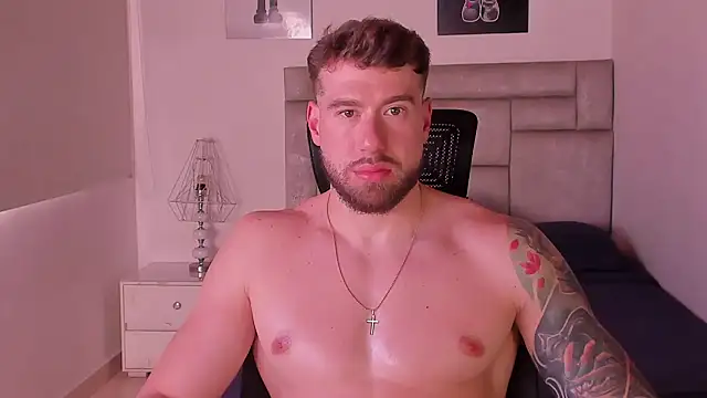 paul_rogerr webcam