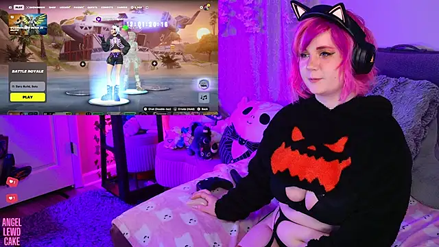 Angel-Lewd-Cake webcam