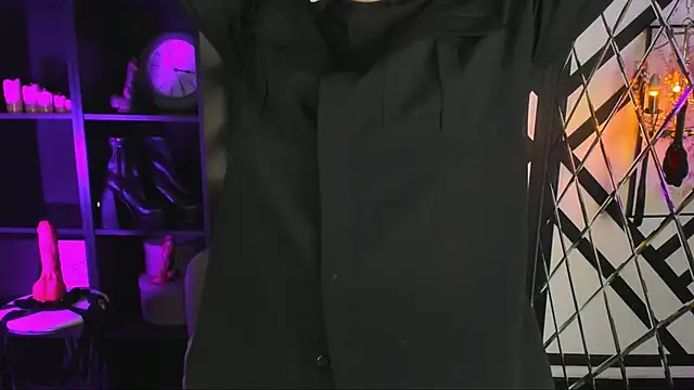Lily_Moonlight webcam