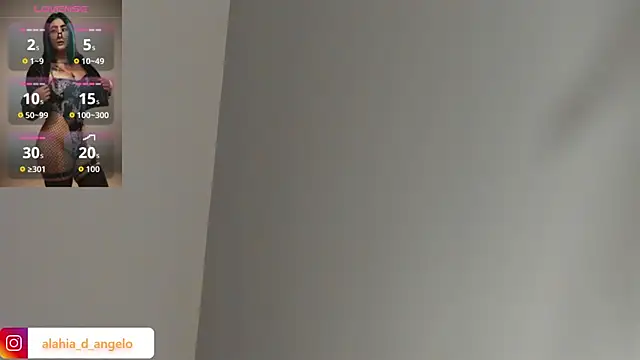 Alahia_Dangelo webcam