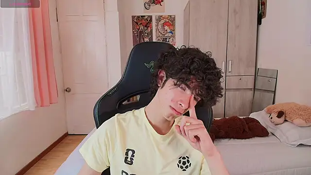 Nude_Boy18 webcam