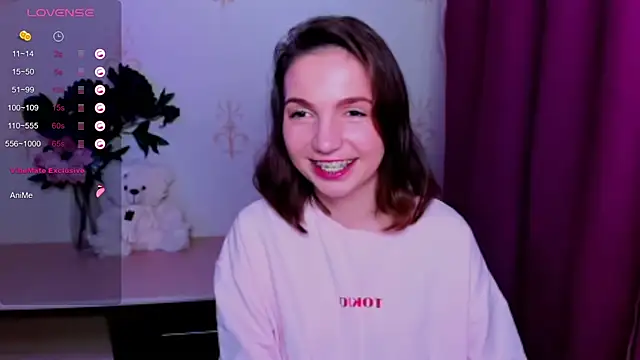 KindHazelHere_ webcam