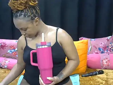 Pearl_00 webcam