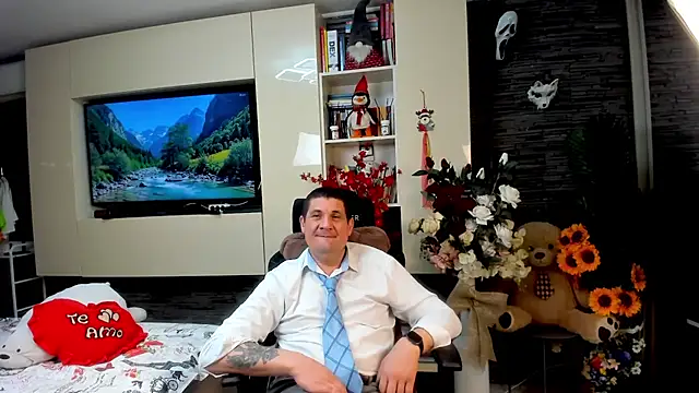 SpartacusDaddy48 webcam