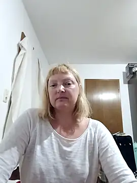 LiluLiluLilu webcam