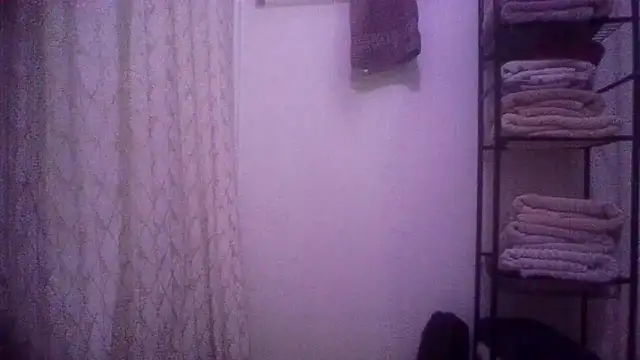 CloudyCockTeaser webcam