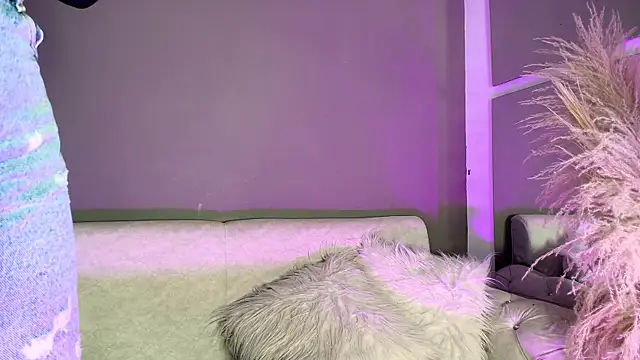 Charlie_Henker webcam