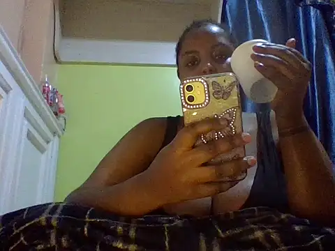 sexychubby22 webcam