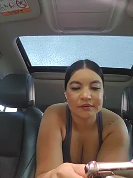 Pretty_Julieta webcam
