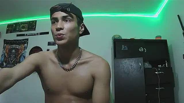 fenix_hardcock (M twink) - get nacked