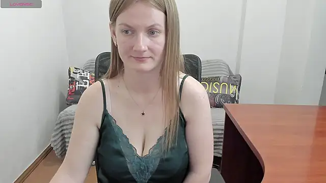 Alisha_Skyes webcam