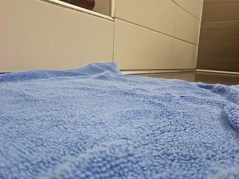 UncutHammer69 webcam