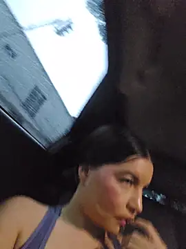 Pretty_Julieta webcam