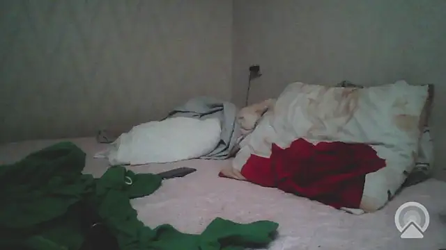 pink_pikachu_ webcam