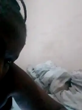Queenielush webcam