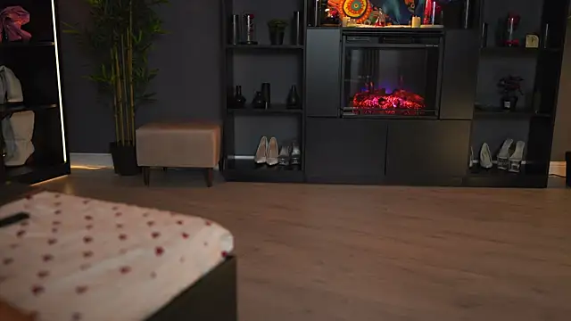Evelyn_Evyyy webcam