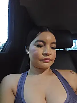 Pretty_Julieta webcam