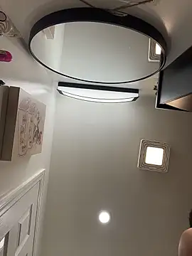 Mellyj053 webcam