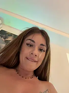 isabellaetthan (F young) - Bouncy boobs on the street +:gift:4LT