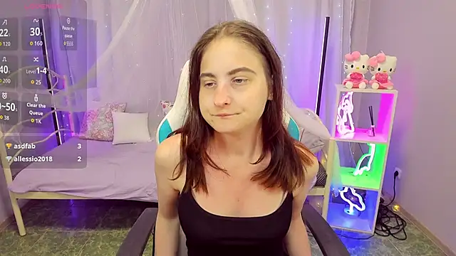 KiraDuvall webcam