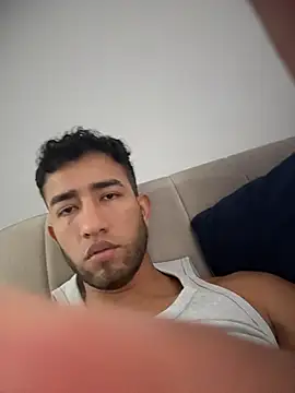liam_bronw webcam