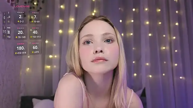 Luni_Lu webcam