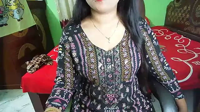 BengaliQueenStar webcam