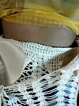 Desi_cheese webcam