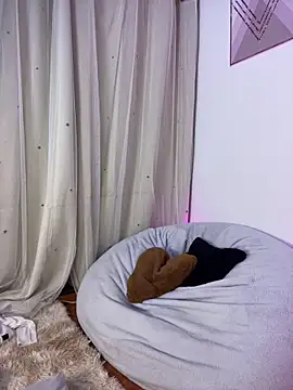 AlynAllen webcam