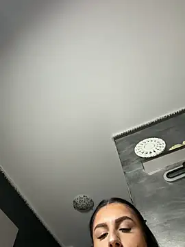 SelenaRhoades webcam