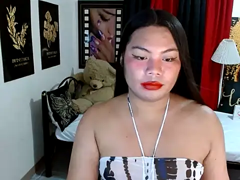 TSbrianaHugeCock webcam