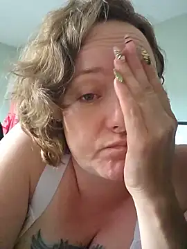julimonroe webcam