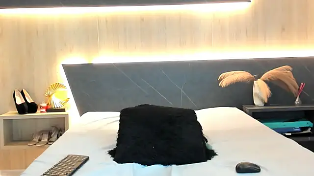LorenaVarga webcam