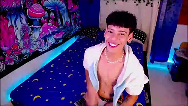Thedoll_ethan7 webcam