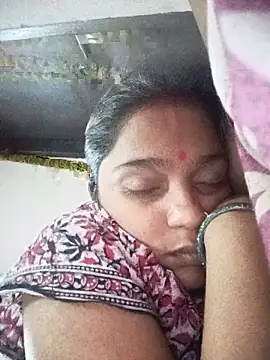 Trisha_71 webcam