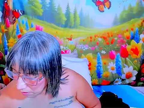indianroxy webcam