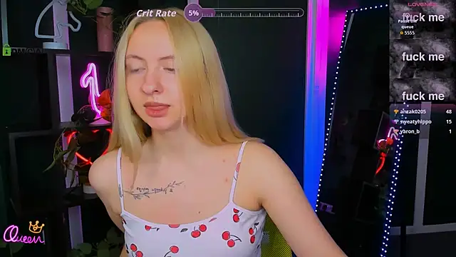 mila_glow1 webcam