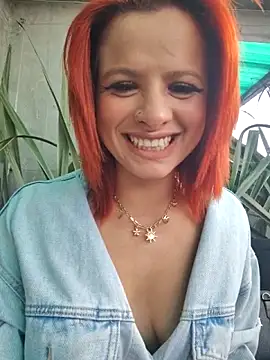 cataleya_16 (F young) - Off Shirt in bar