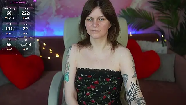 TinaMelt live sex cam